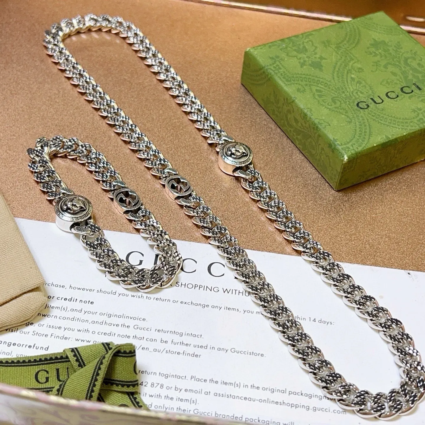 Gucci 链条包 单肩斜挎