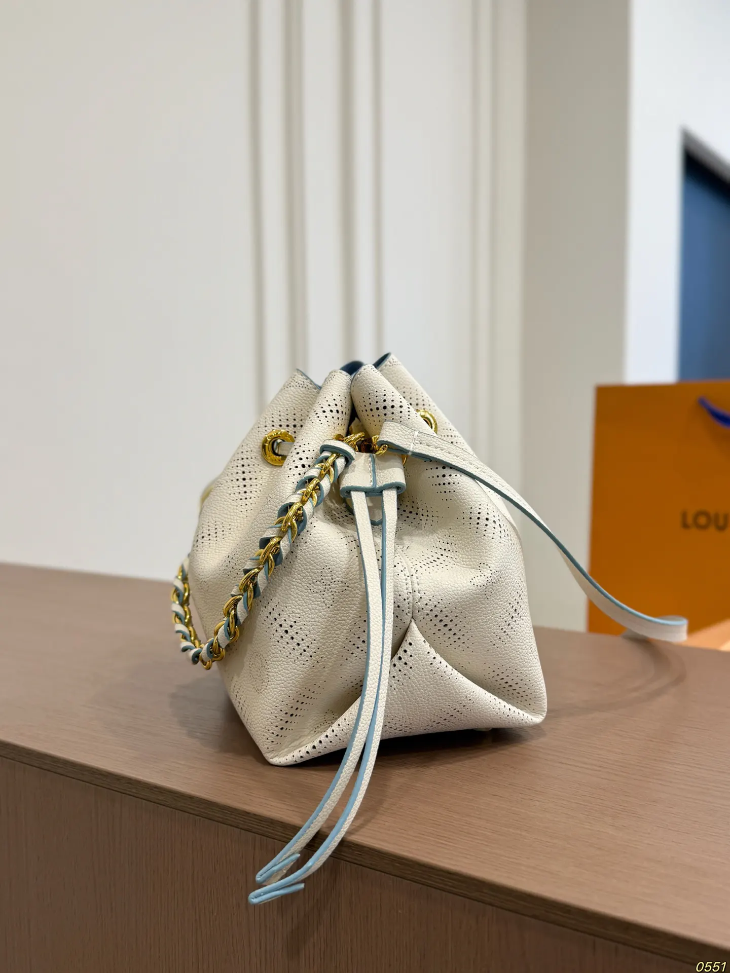 Louis Vuitton Bucket Bag Casual