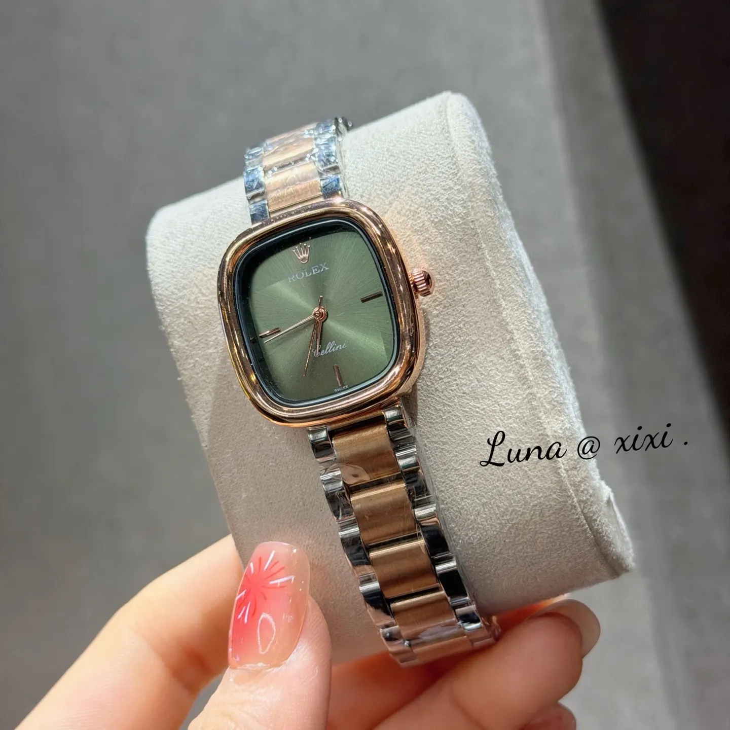 Rolex 小牛皮 小牛皮钢带搭 蝴蝶扣 不显浮华的风格广受女神喜爱 逐 手表 经典腕表款