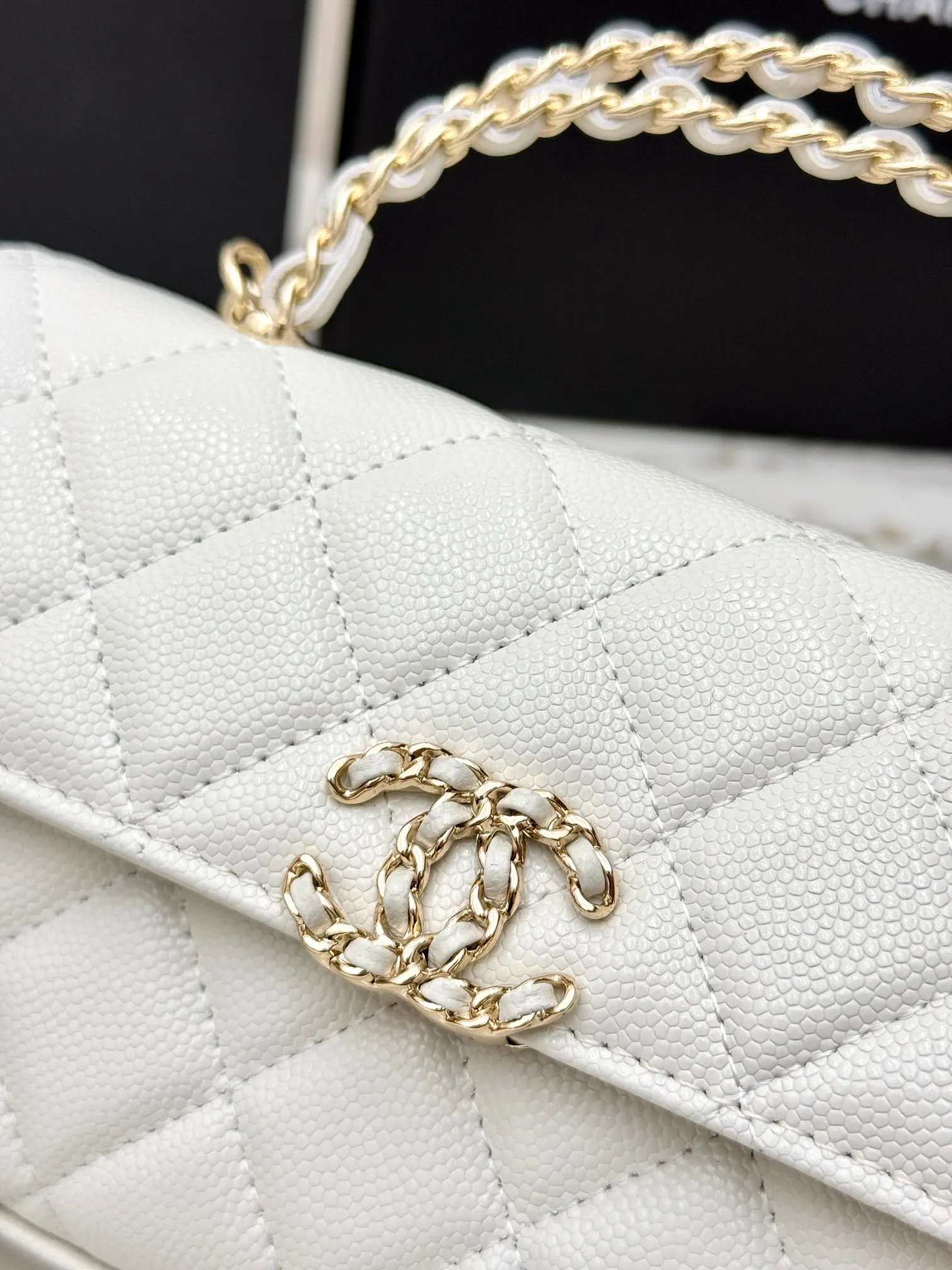 Chanel 白色牛皮Kelly手提包 金链斜挎