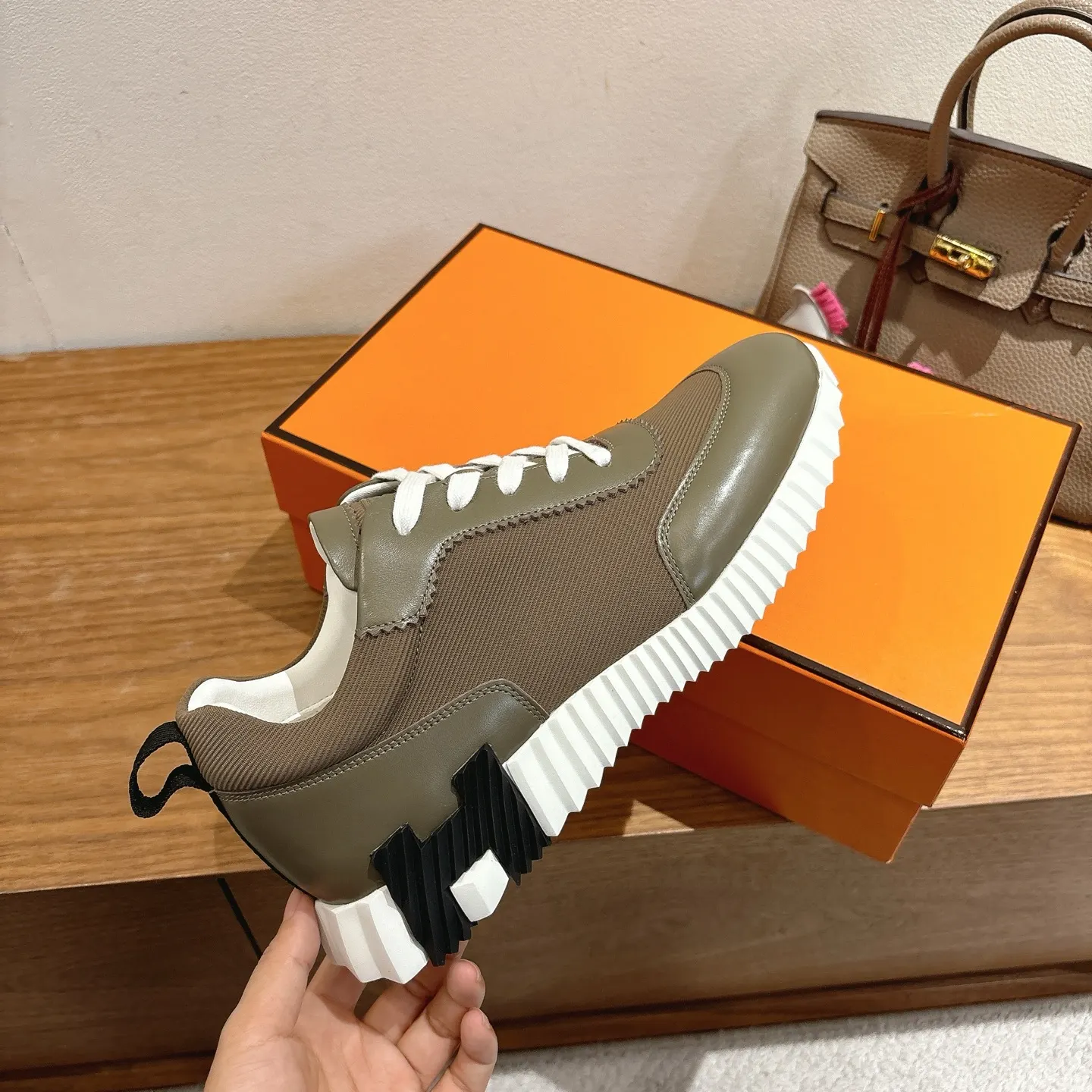 Hermès SS 运动鞋