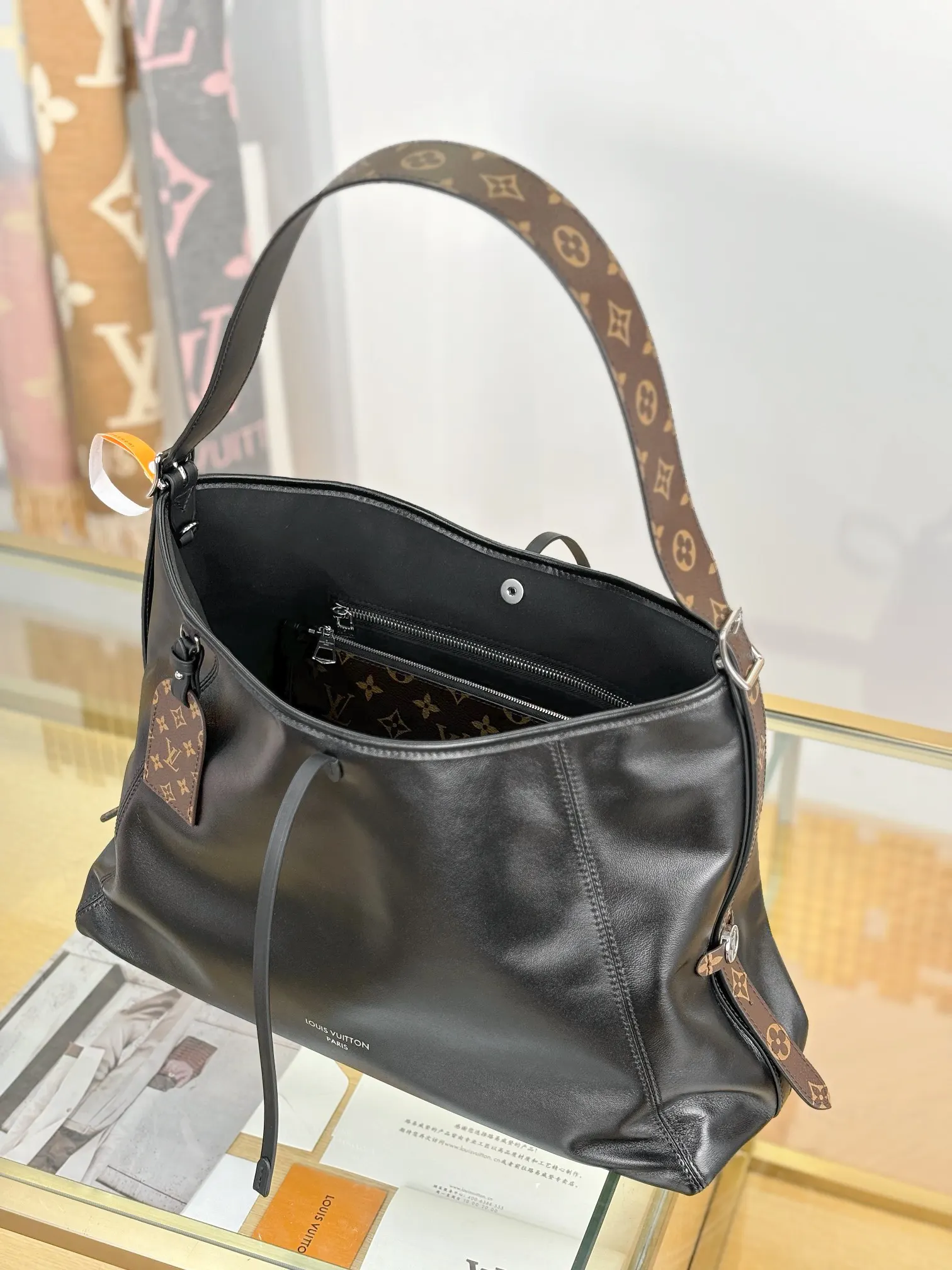 CarryAll 黑色 DARK 中号手 手提包 通勤手提款