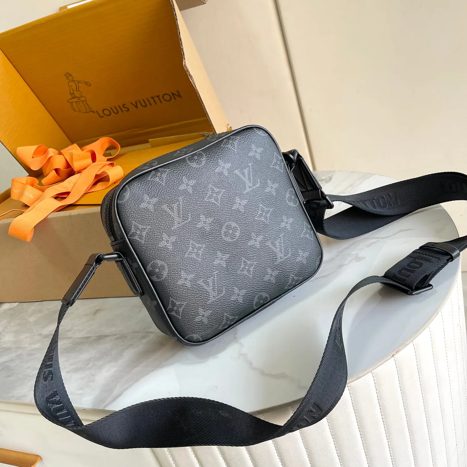 LV 帆布 收納包 旅行收納款