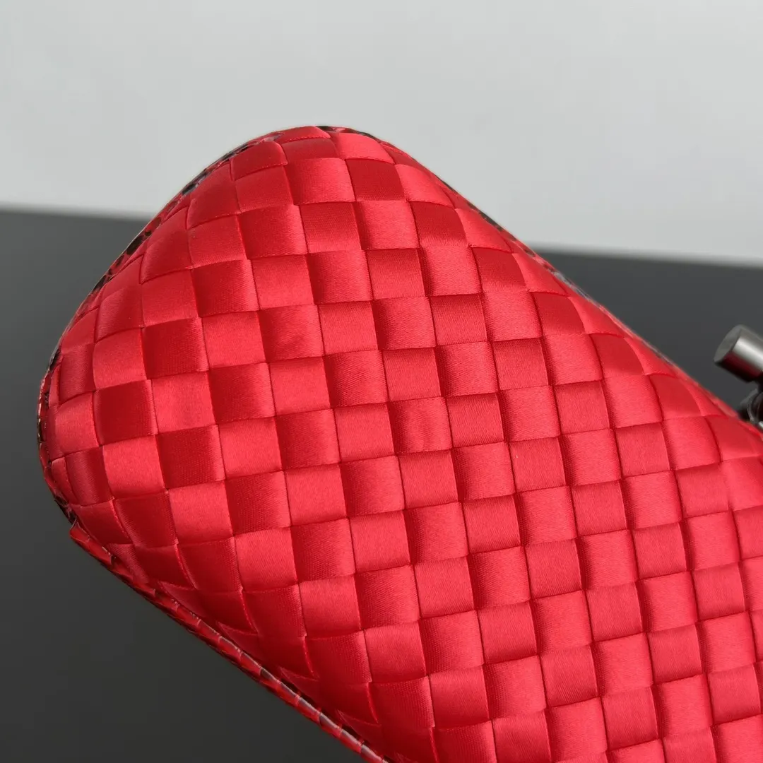 Cosmetic Pouch