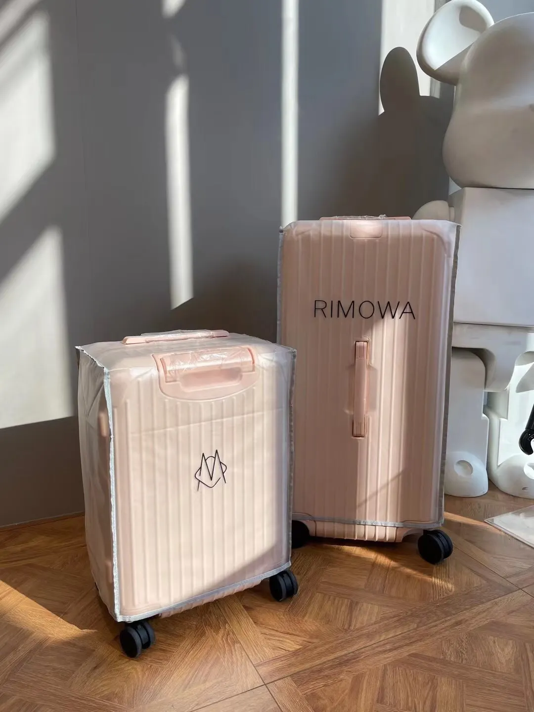 黑色 白色 rimowa日默瓦花瓣粉行李箱 登机箱 旅行箱 托运 旅行拉杆款 輕便出行款
