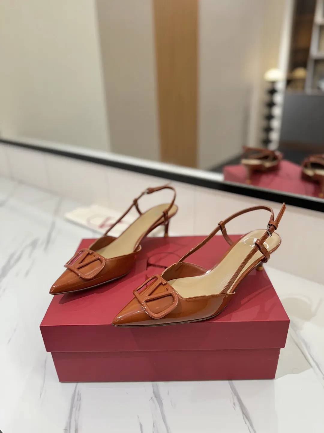 Valentino Image 2 Valentino Image 2