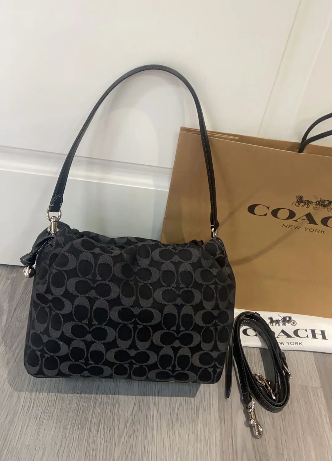 Coach Bag00010 Style Image 3 Coach Bag00010 Style Image 3