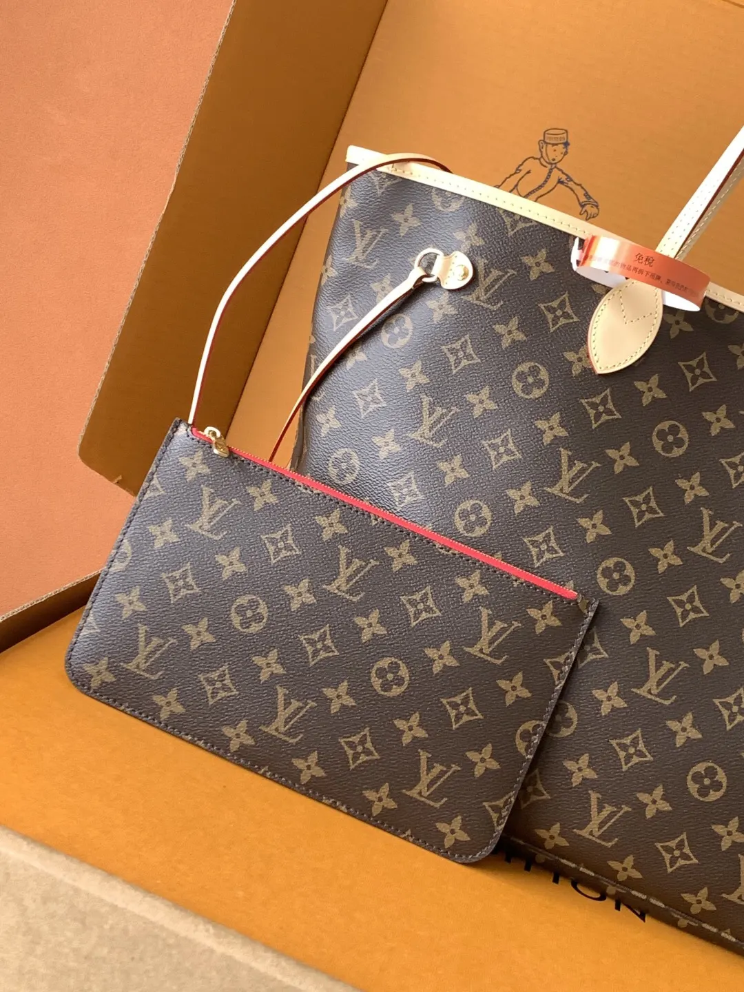 LV Neverfull 老花 帆布 手拿包 精致手拿款