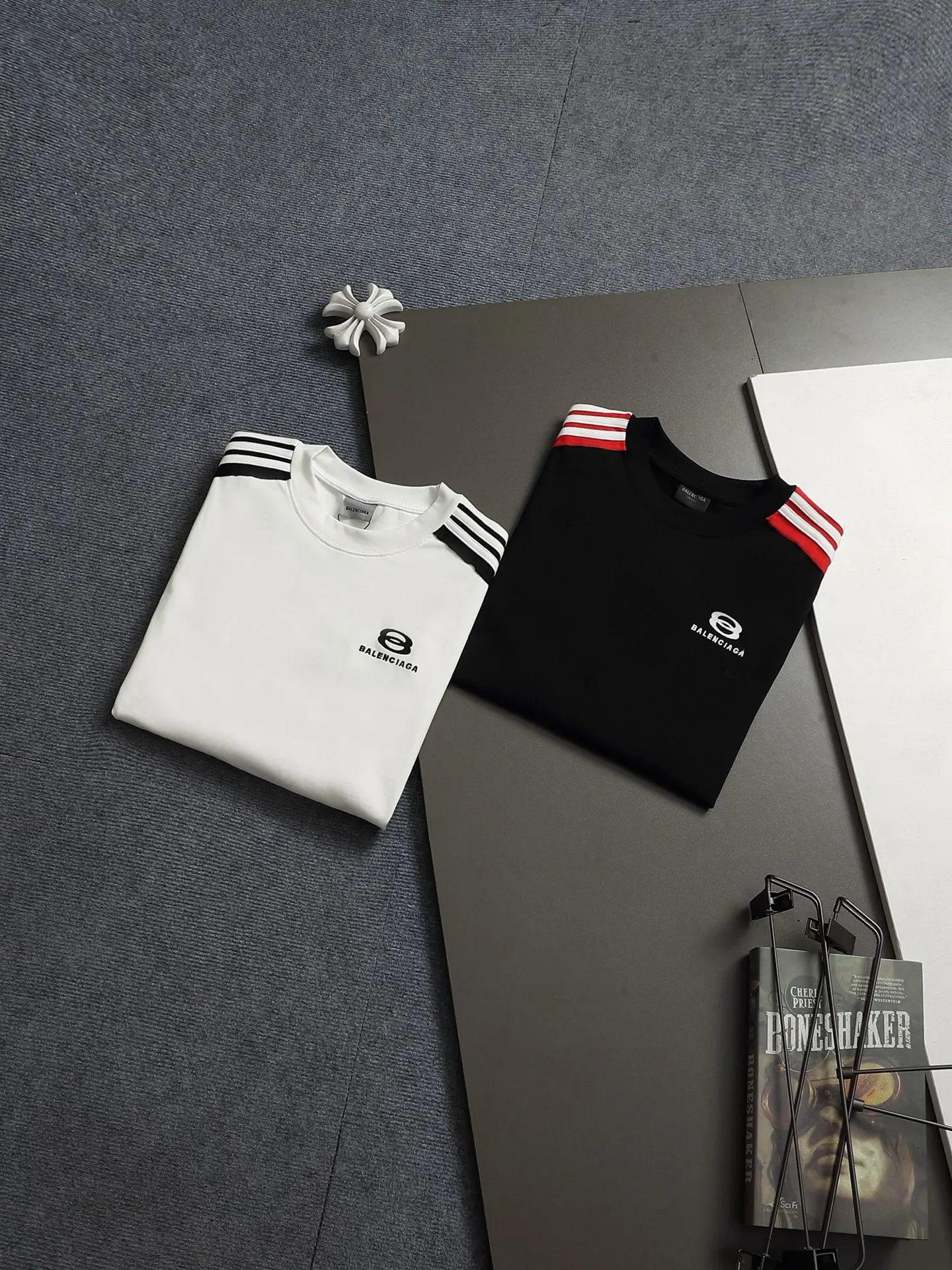 Balenciaga Logo 短袖T恤(數字11)