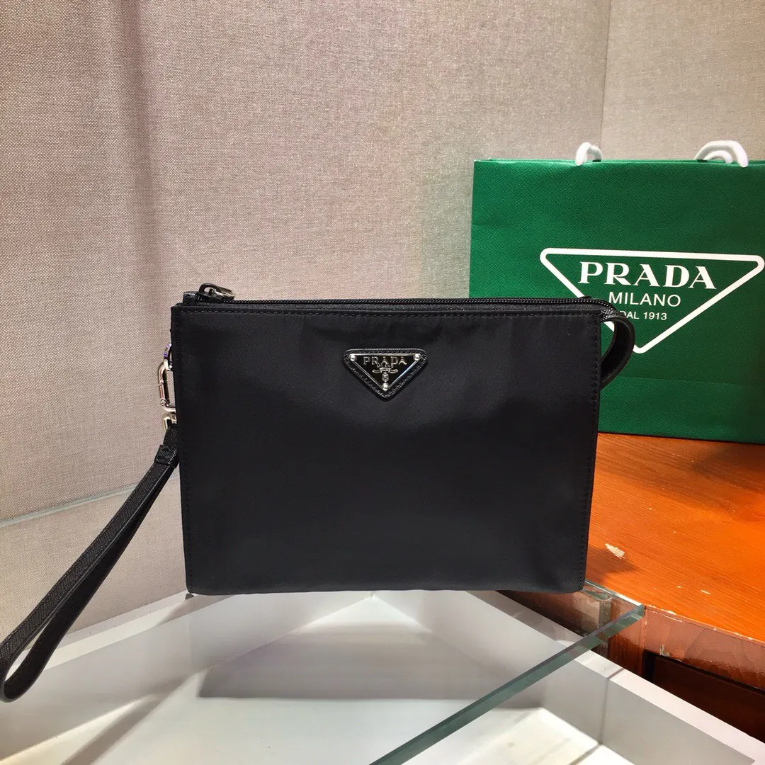 Prada Re-Nylon 皮革 三角标 手拿包