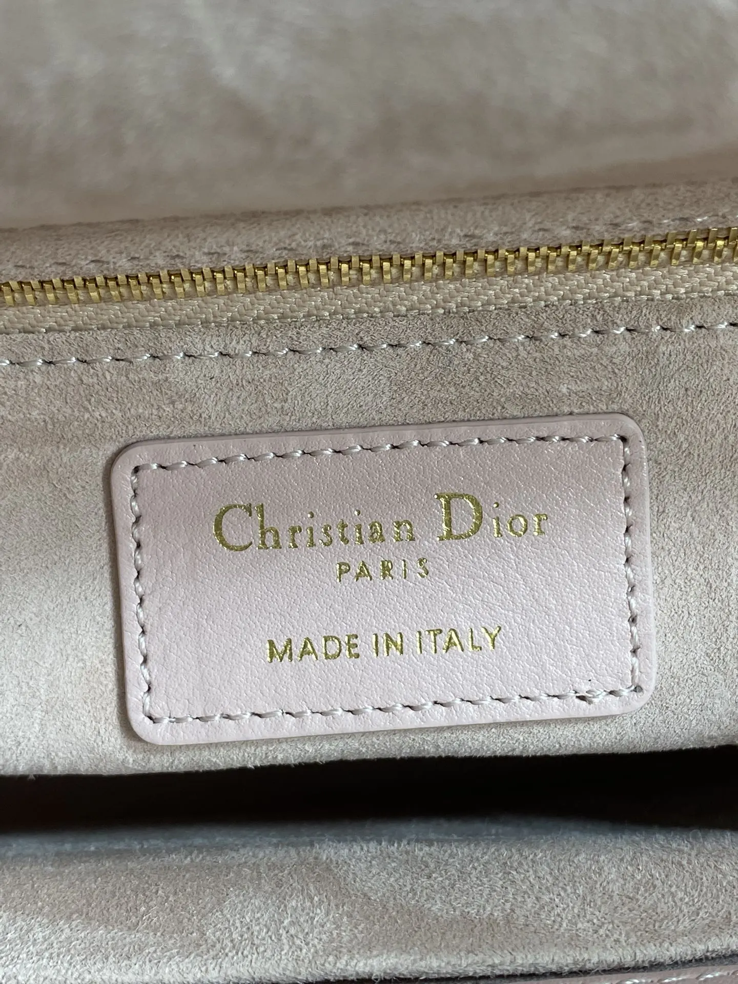 Dior Lady Dior Lady 柔粉色手袋 手提斜挎(數字2) Dior Lady Dior Lady 柔粉色手袋 手提斜挎(數字2)