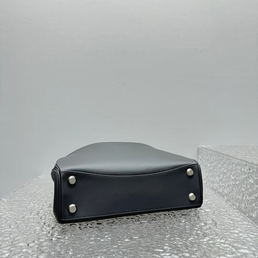 Balenciaga Rodeo 黑色 腋下包 簡約腋下