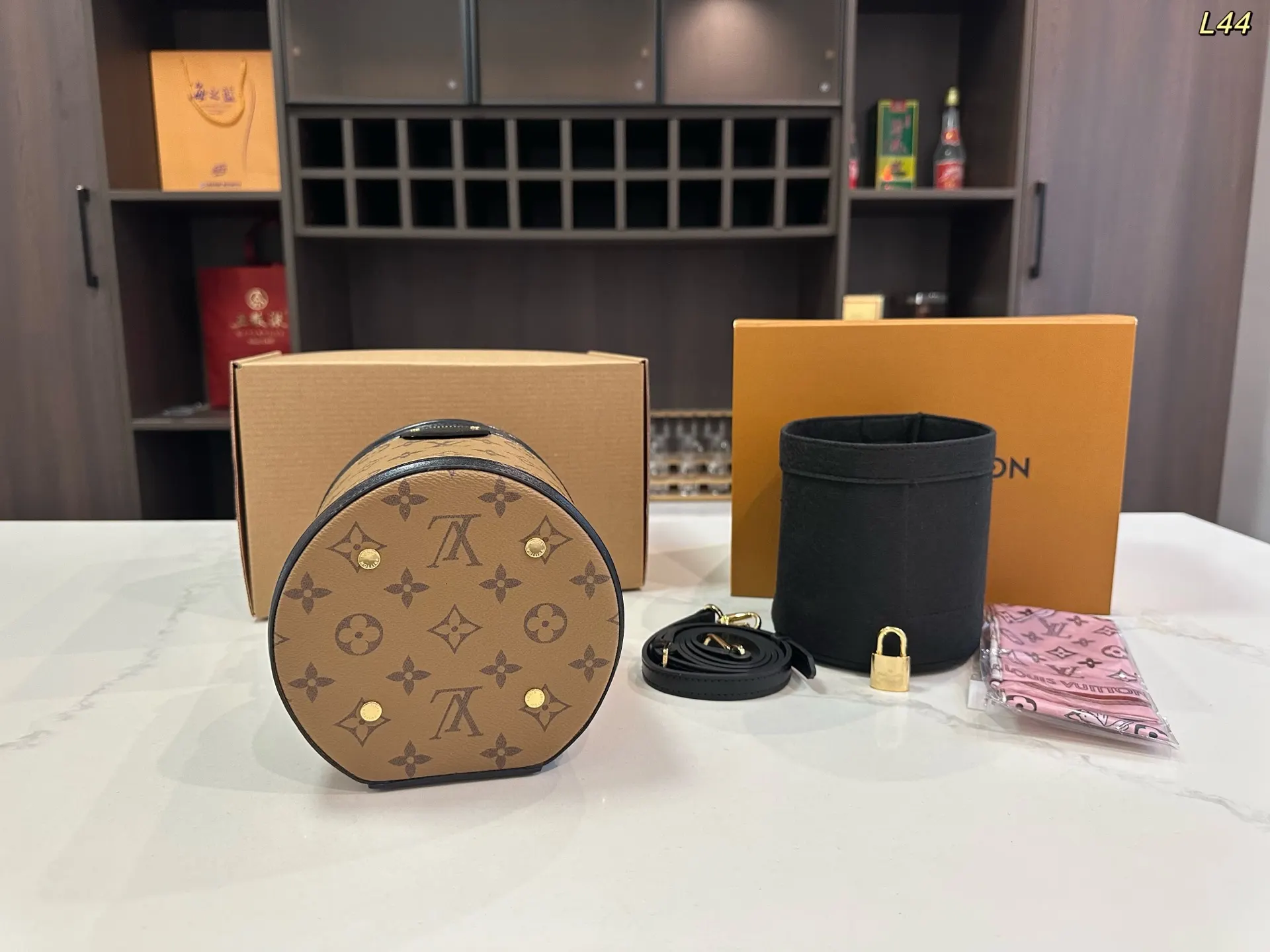 LV 老花 拼色 帆布 手提包 通勤手提款