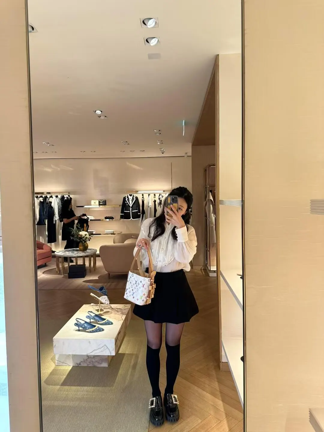 白三彩allin bb 怎么会这么可爱呀 温柔女孩该 水桶包 休閒水桶款(數字9) 白三彩allin bb 怎么会这么可爱呀 温柔女孩该 水桶包 休閒水桶款(數字9)