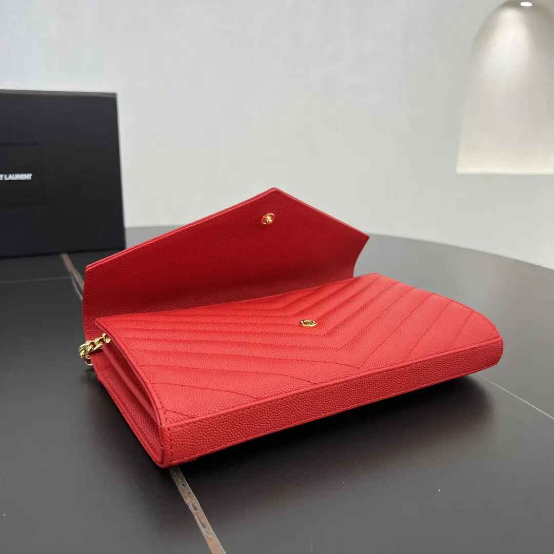 Chain Bag Leather