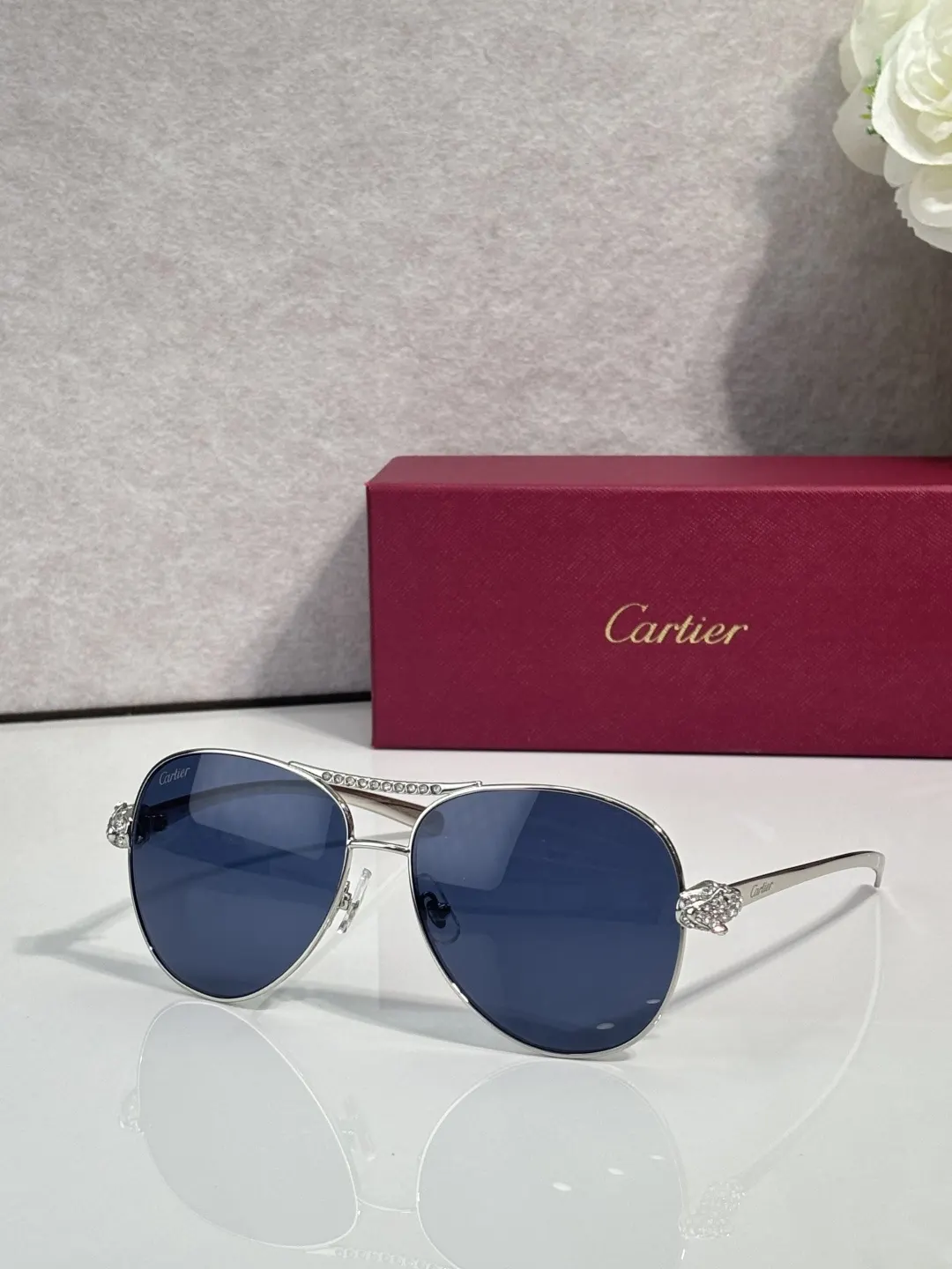 Cartier 墨镜 時尚防晒款