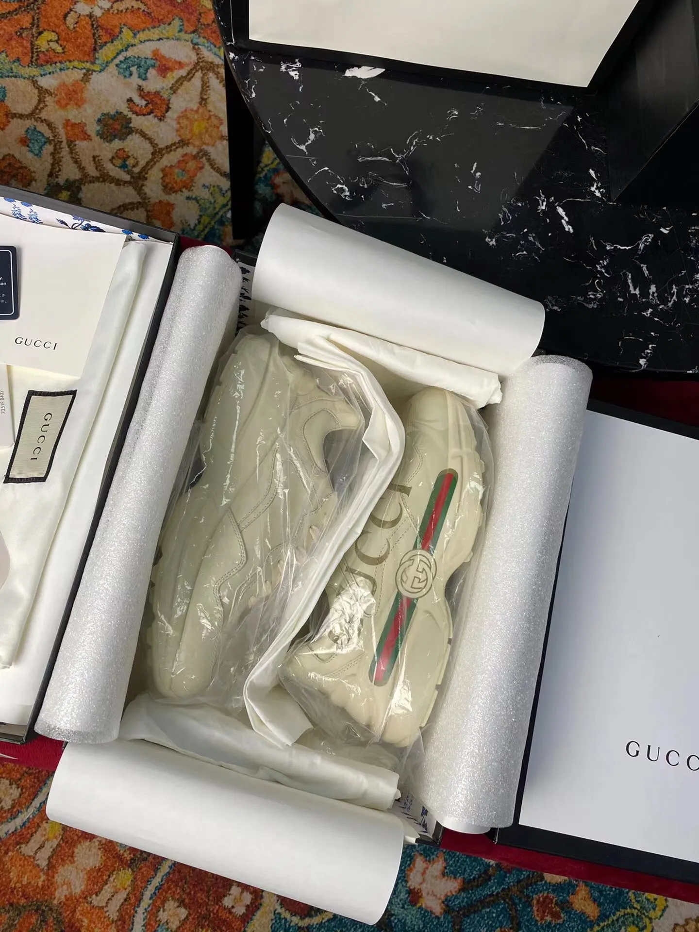 Gucci Logo休闲运动鞋