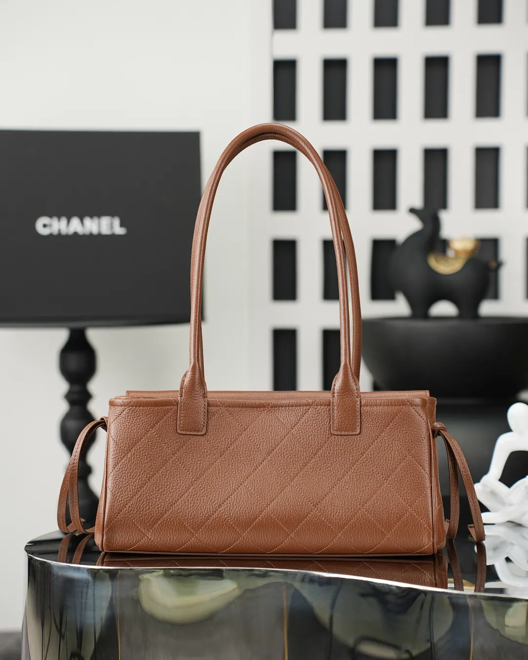 CHANEL 白色 焦糖色 小牛皮 腋下包 復古腋下背款
