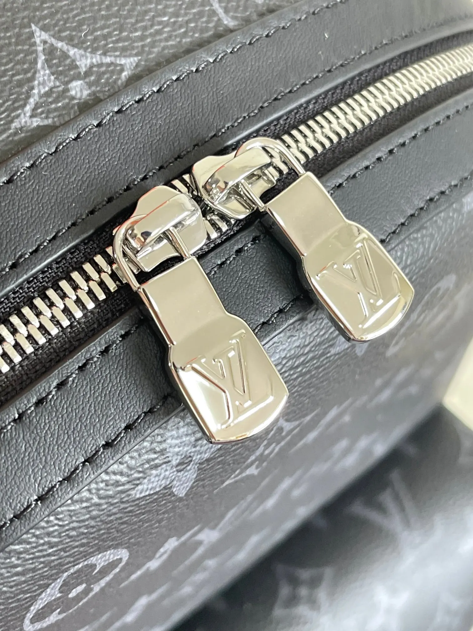 LV Discovery Black Embossed Backpack Image 6 LV Discovery Black Embossed Backpack Image 6