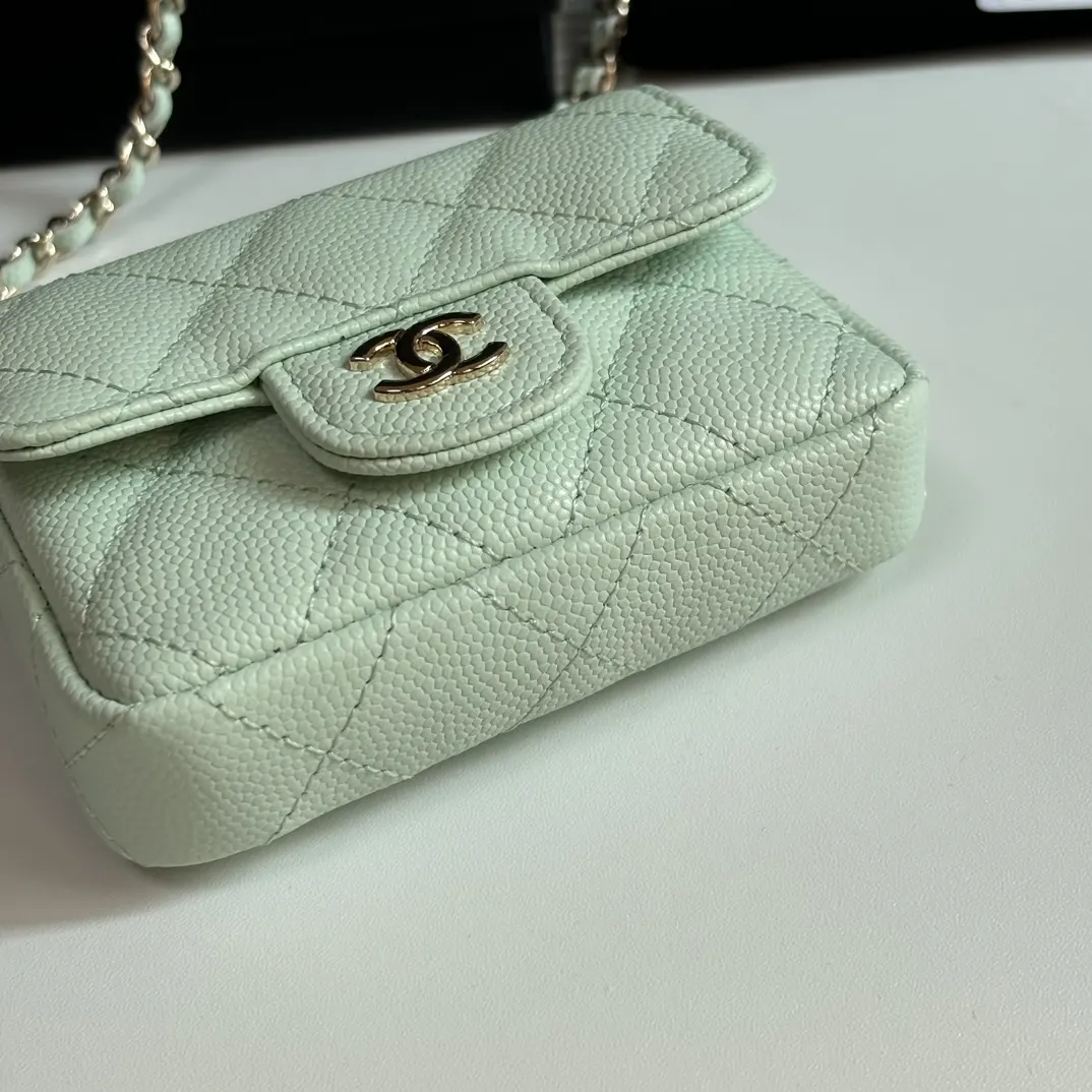 CHANEL 绿色牛皮翻盖链条包 单肩款
