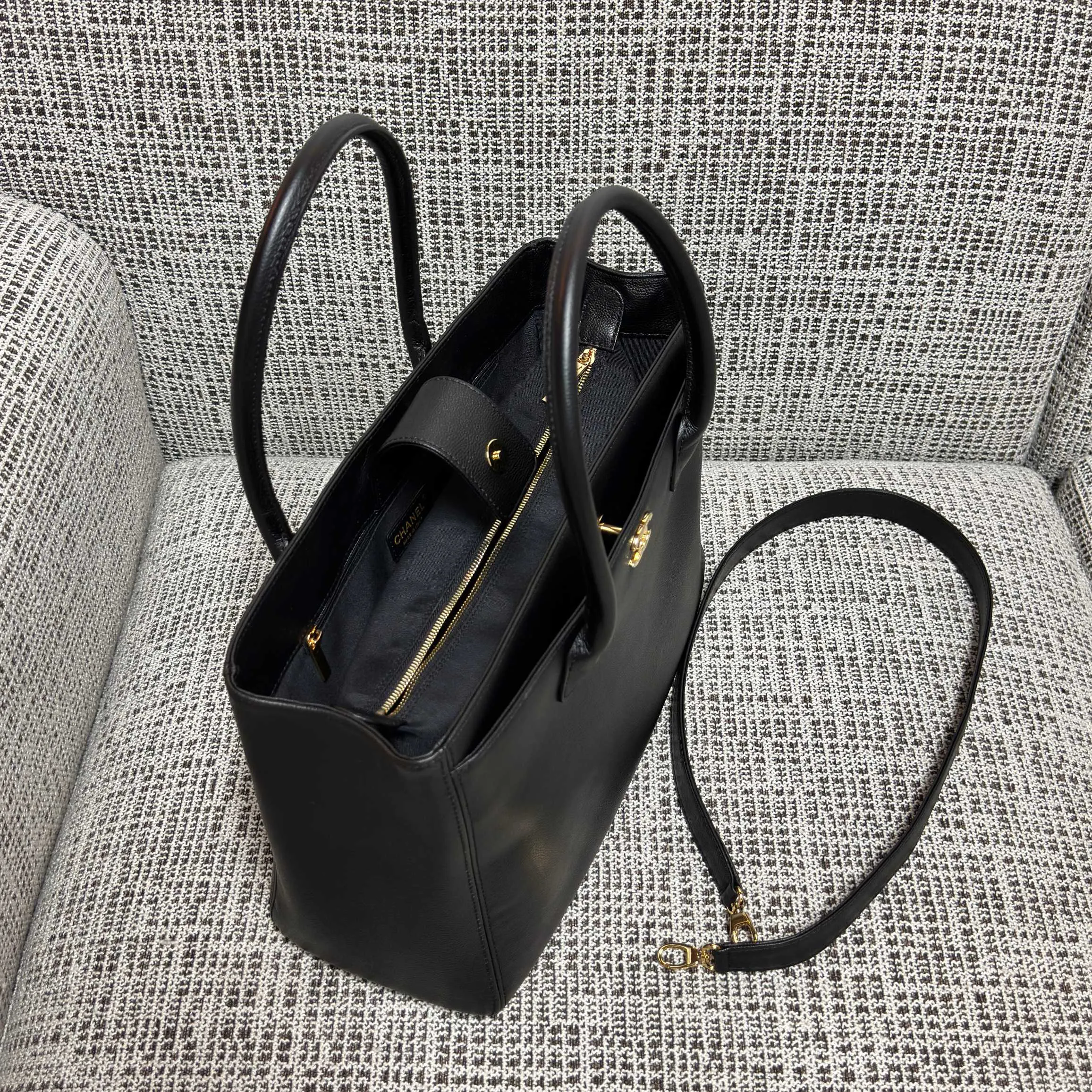 Chanel Tote Bag