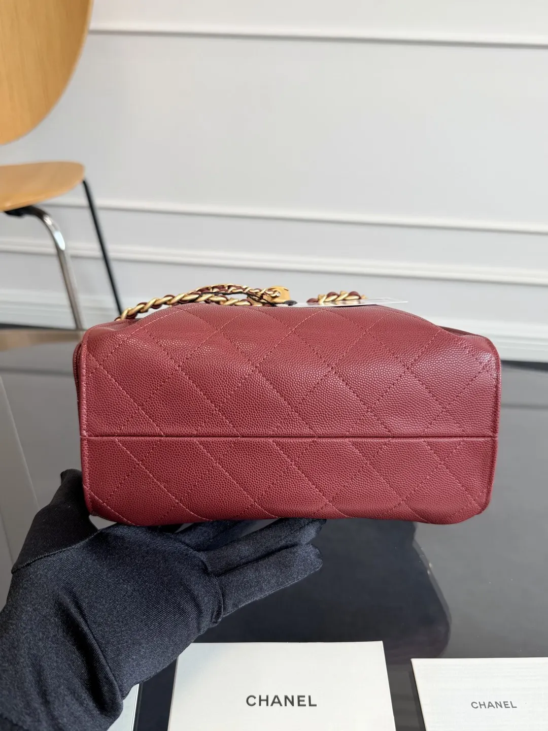 CHANEL 白色 紅色 小牛皮 腋下包 復古腋下背款