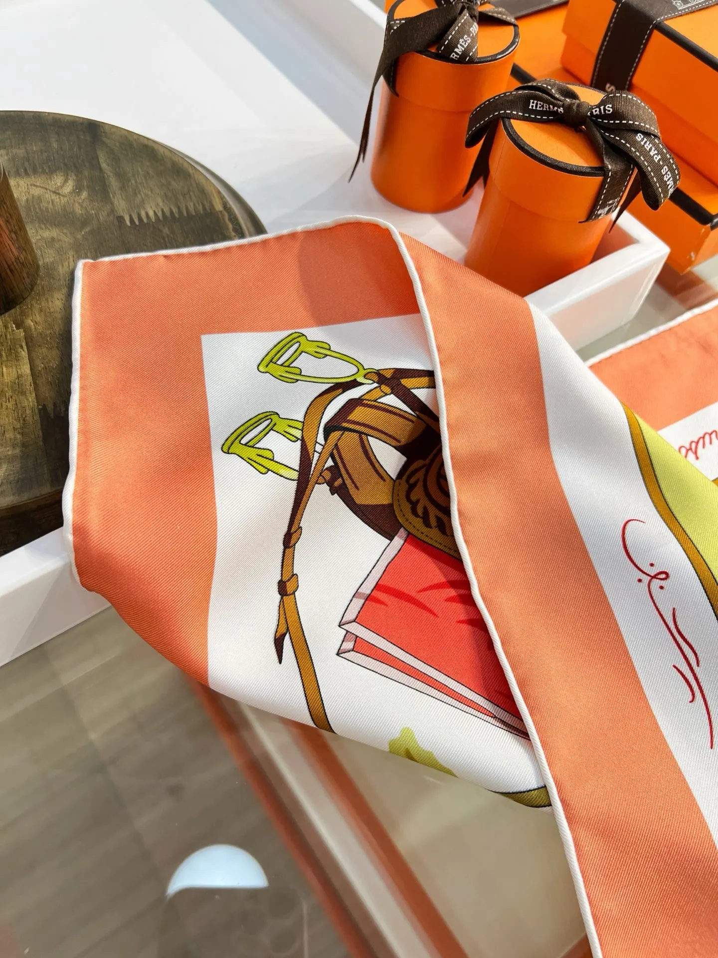 Hermès 丝巾 精致配饰