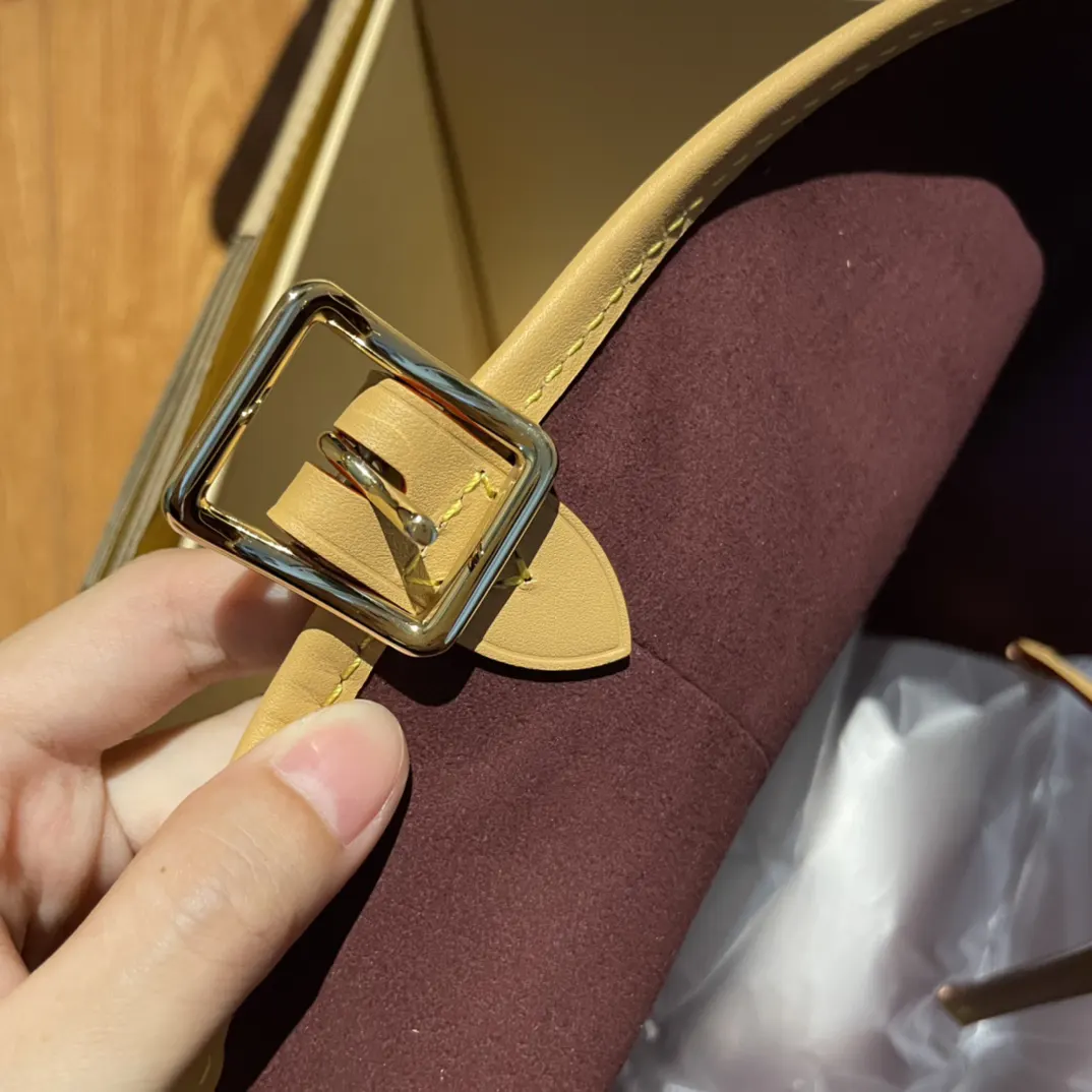 CarryAll 水桶包 休閒水桶款