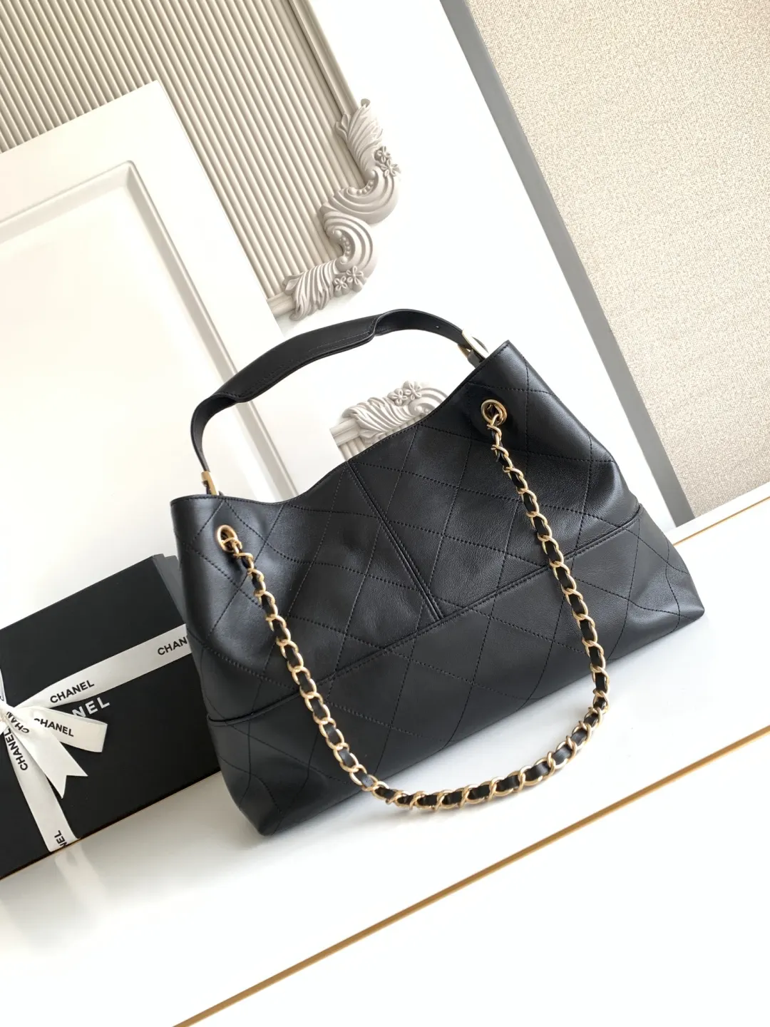 Chanel Tote Bag