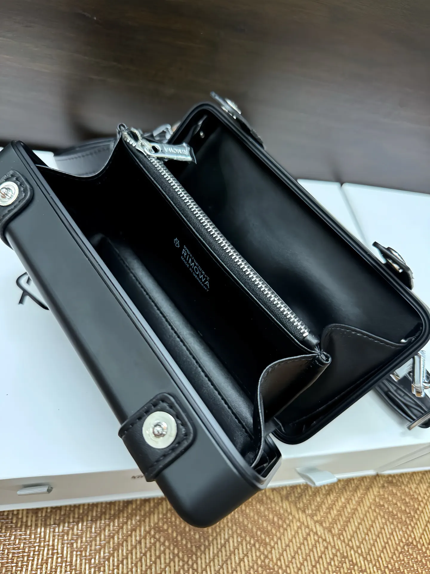 Rimowa Crossbody Bag Travel Lightweight