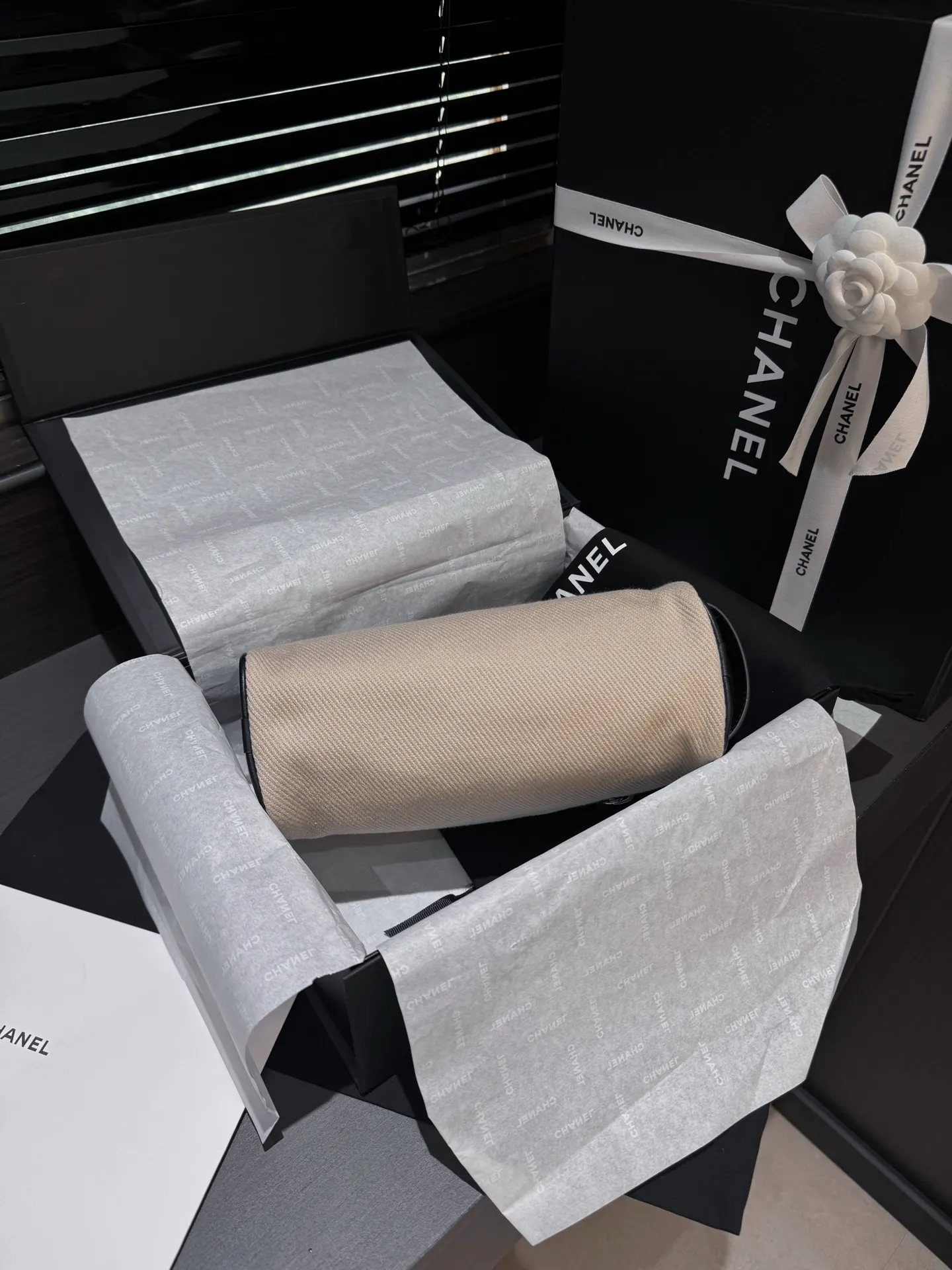 CHANEL 黑色 米色 帆布 鏈條包 精致鏈條款