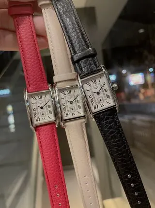 Longines 手錶 光圈 钻圈 最火浪琴超好看 經典腕表款(數字9) Longines 手錶 光圈 钻圈 最火浪琴超好看 經典腕表款(數字9)