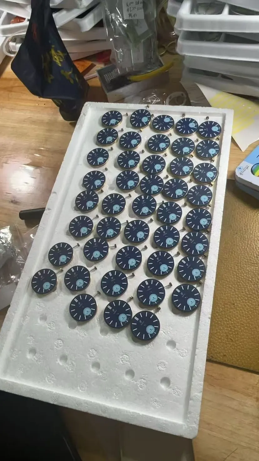 牛皮 微信下单包邮 送 机械 关键是 还给你 手錶 經典腕表款