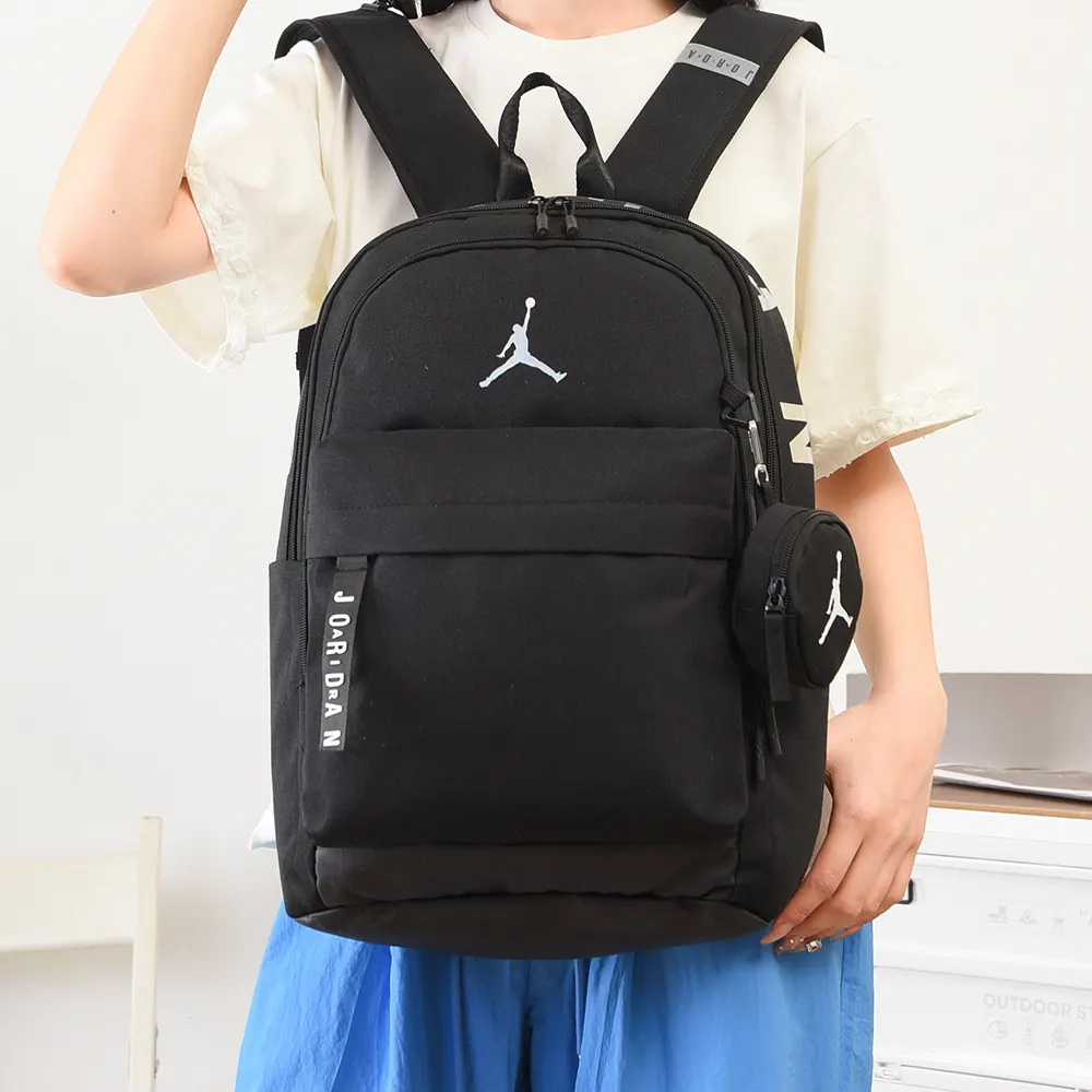 AIR JORDAN乔丹飞人 男女同款高中大学 旅行包 大容量旅行款