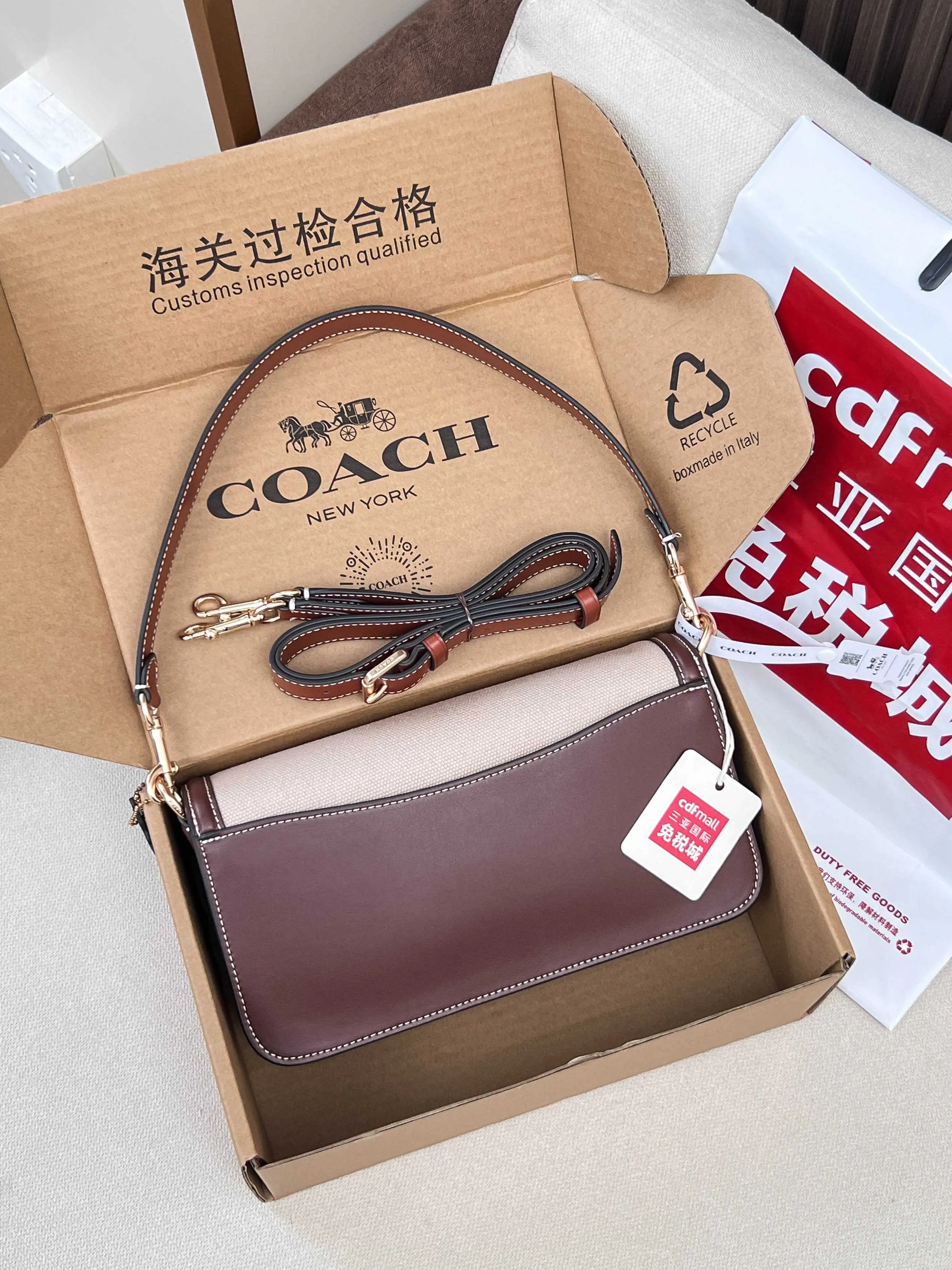 Coach 牛皮 图片 酒神包單肩腋下包全新法 復古腋下背款