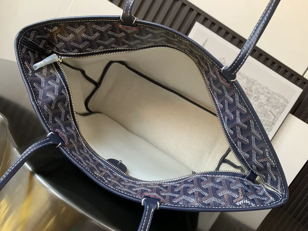 Goyard 深藍 皮革 托特包 大容量托特款(數字9) Goyard 深藍 皮革 托特包 大容量托特款(數字9)