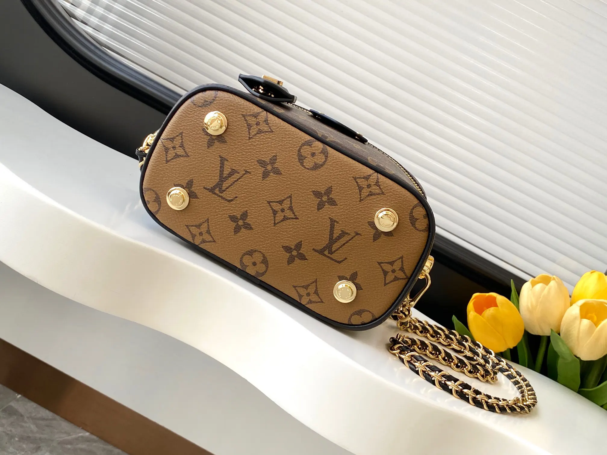 LV 帆布 链条包 精致链条款