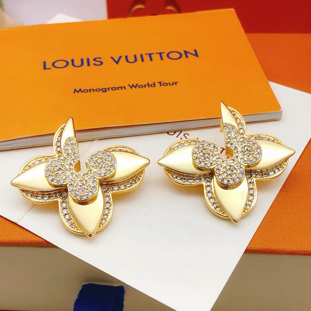 Louis Vuitton 金色 耳钉 小巧点缀 耳饰