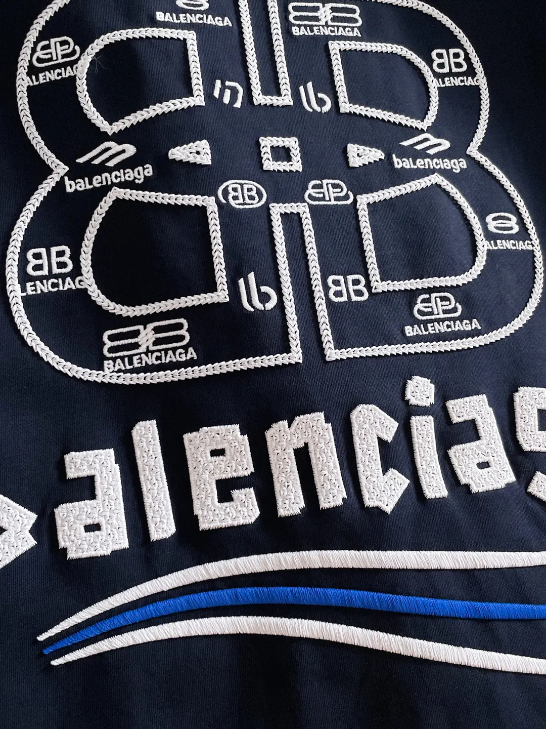 Balenciaga 黑色 純棉 Logo 短袖T恤(數字6) Balenciaga 黑色 純棉 Logo 短袖T恤(數字6)