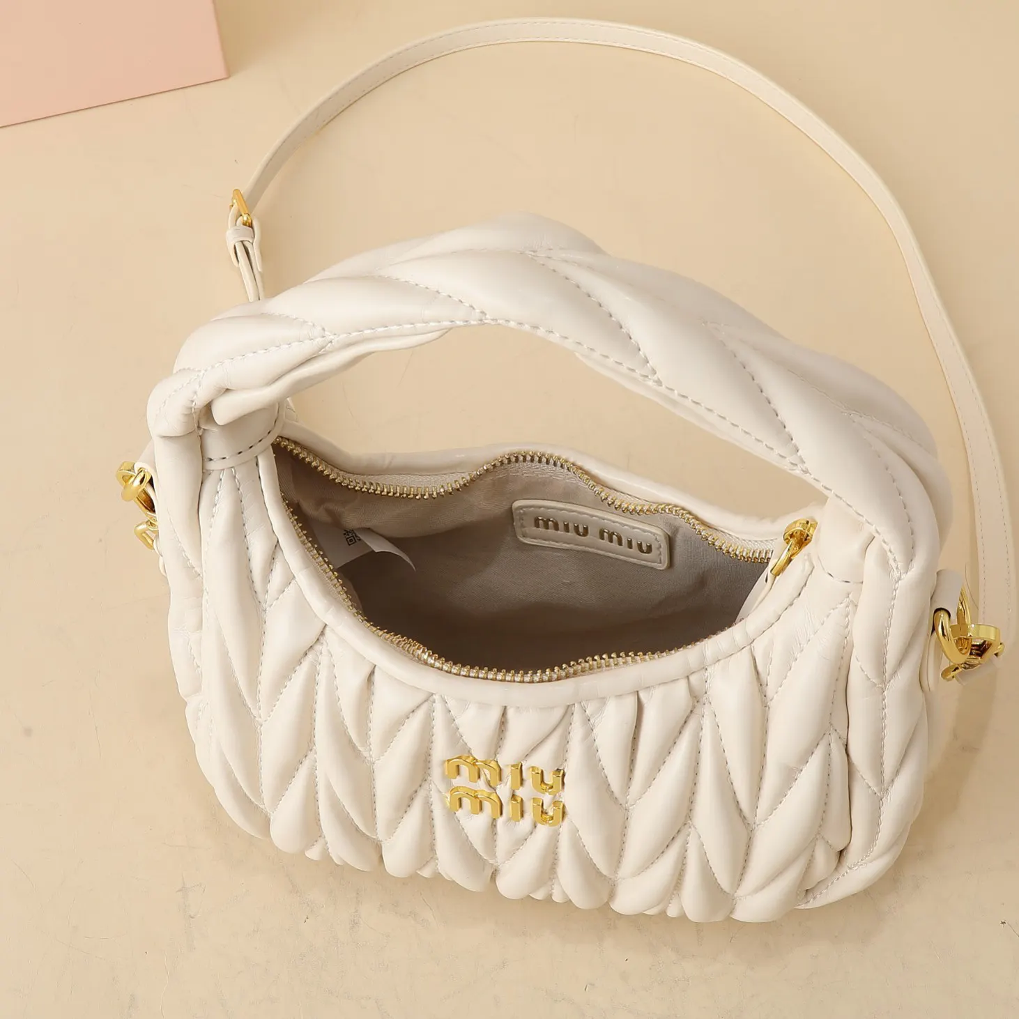 Crossbody Bag Lightweight Image 8 Crossbody Bag Lightweight Image 8