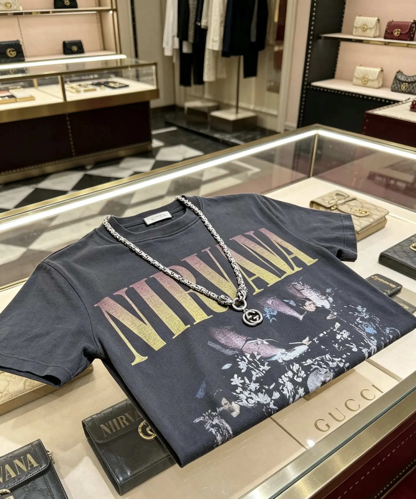 Gucci 链条包 单肩斜挎款