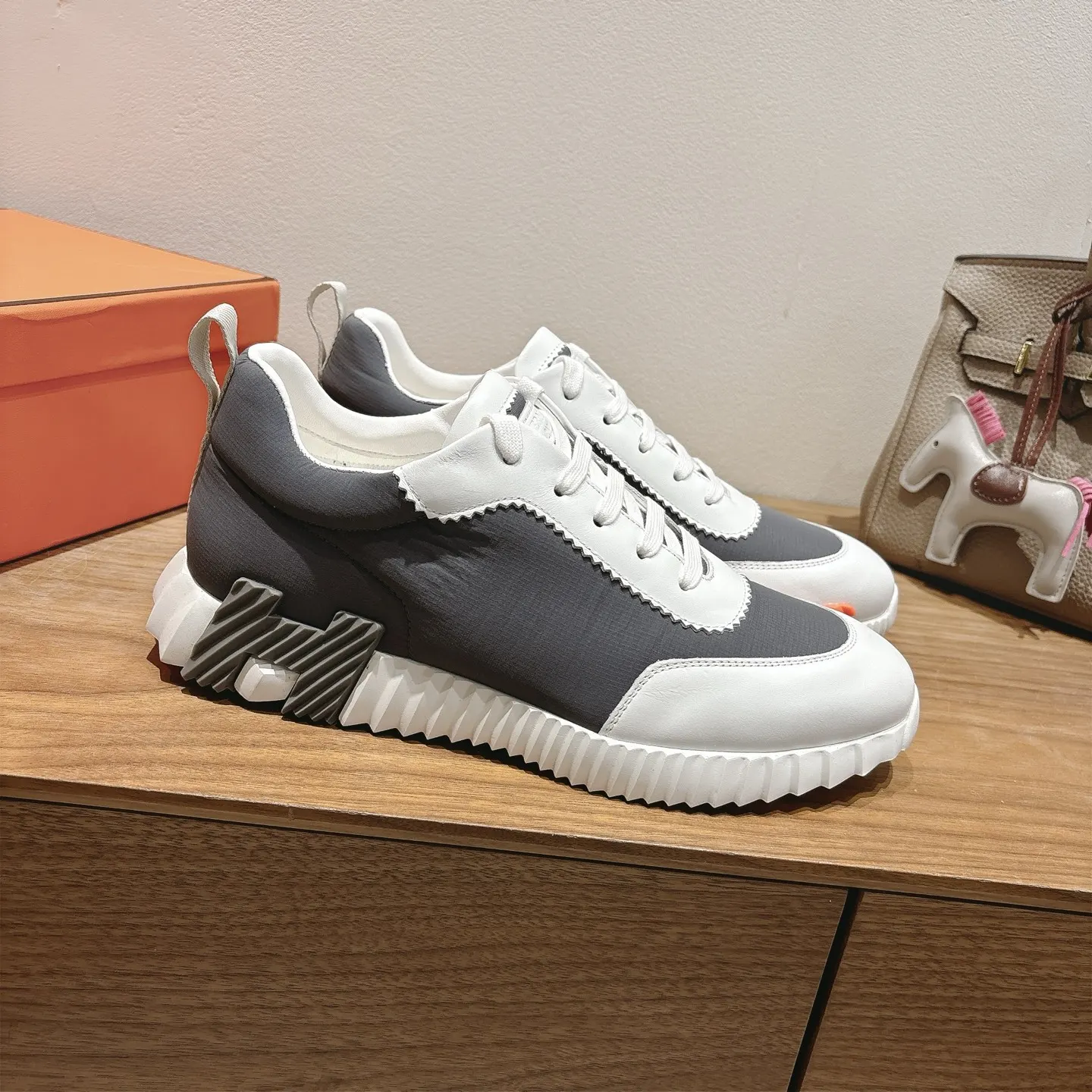 Hermès SS 运动鞋