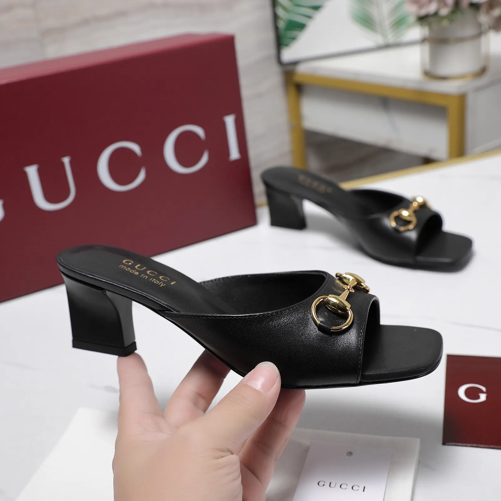 Gucci 高跟鞋