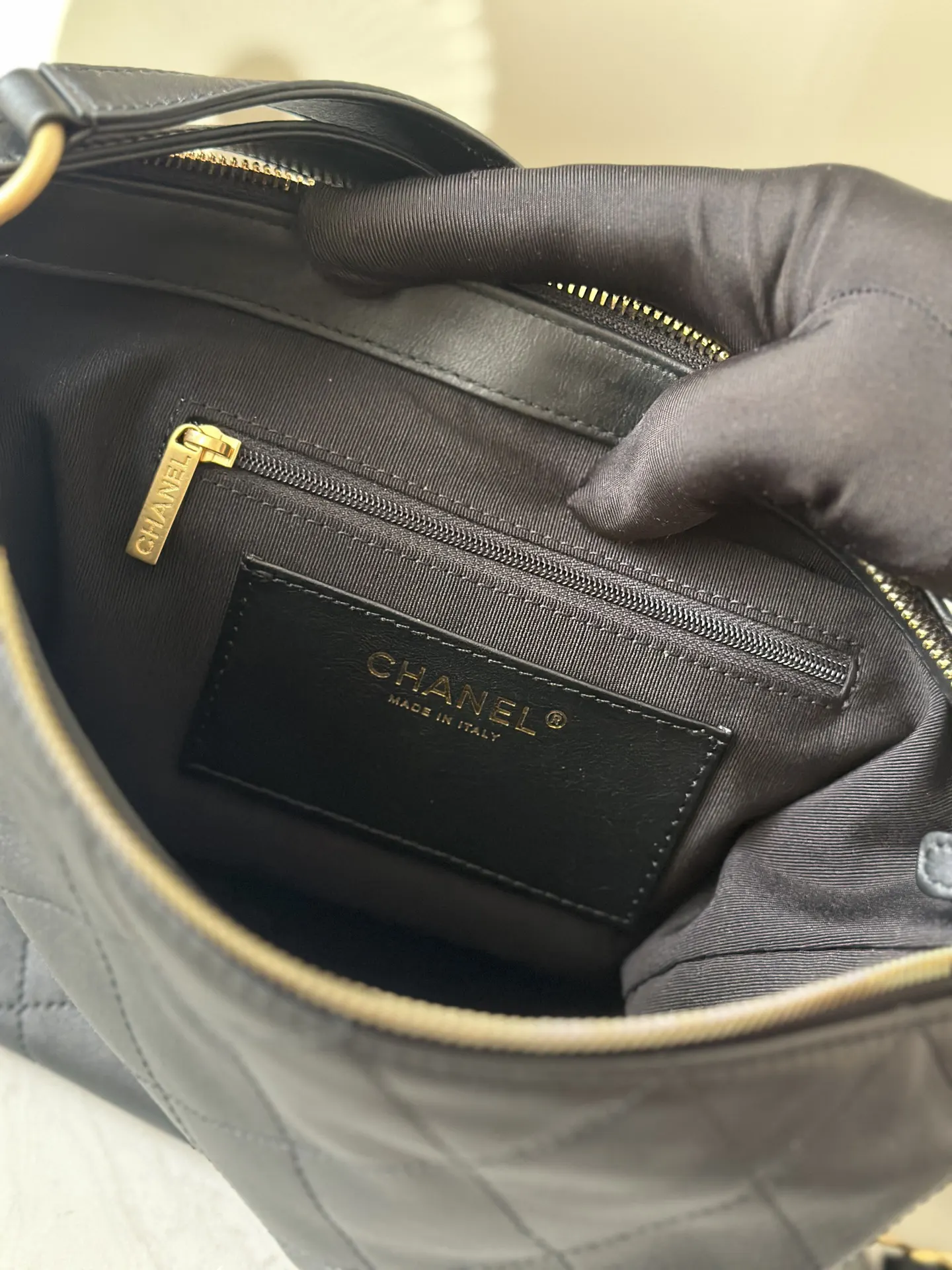 Chanel 小牛皮Hobo腋下包 單肩背(數字7) Chanel 小牛皮Hobo腋下包 單肩背(數字7)