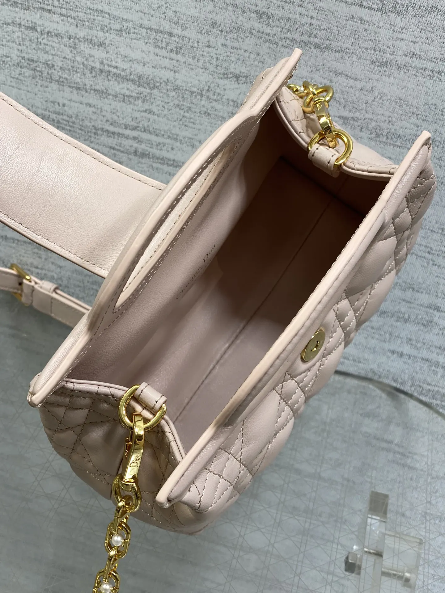 Dior 粉色链条包 手提斜挎