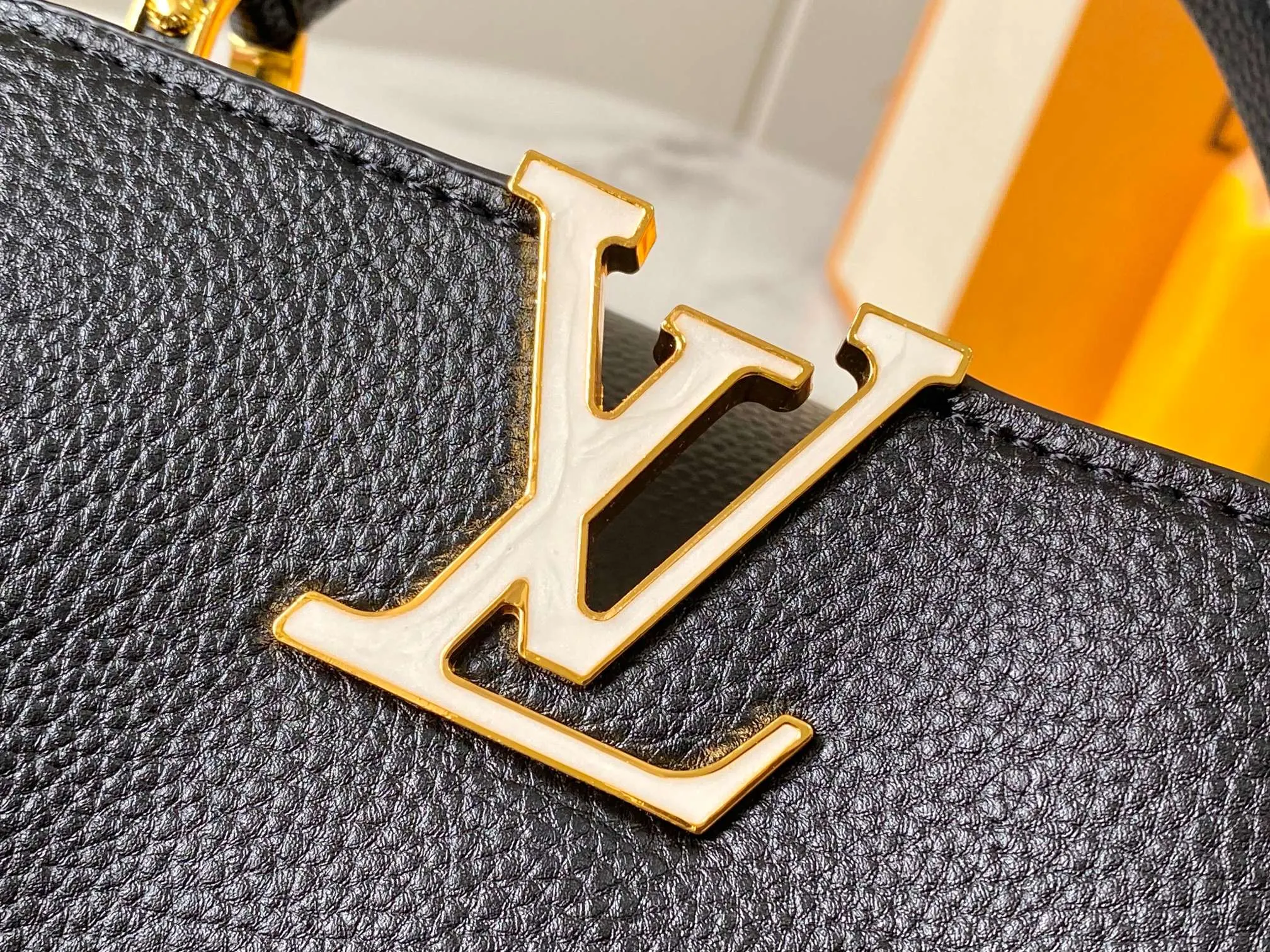 LV Capucines 牛皮 鏈條包 精致鏈條款