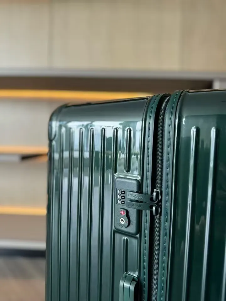 Green Suitcase Travel Lightweight