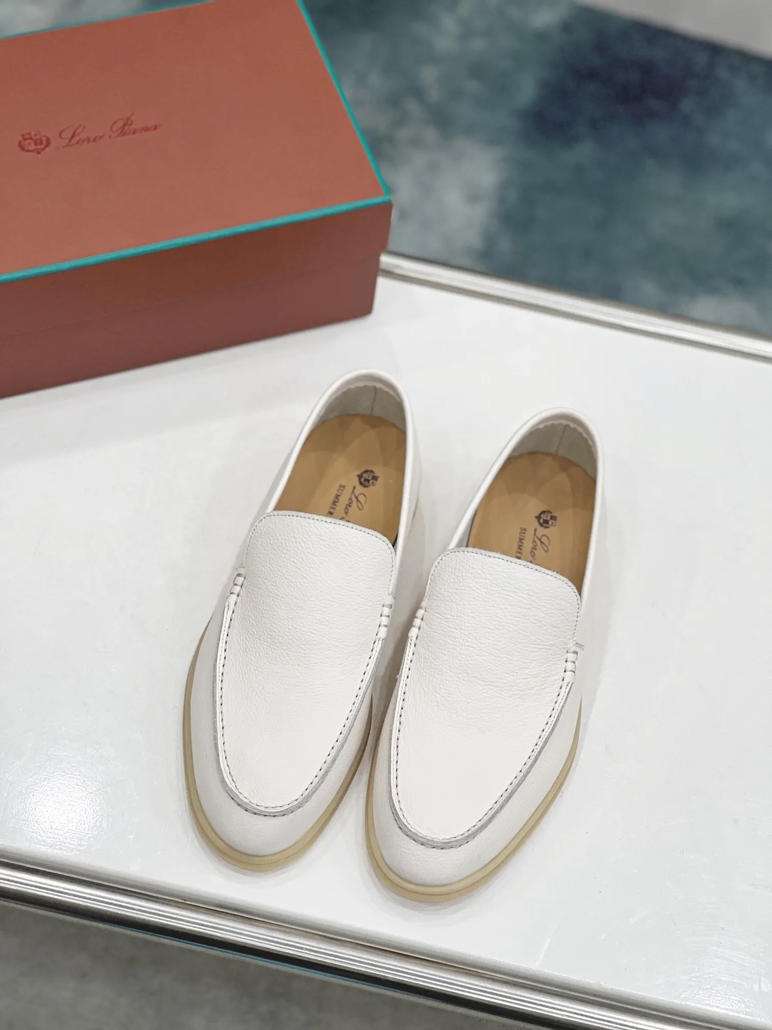 Hermès Sneakers