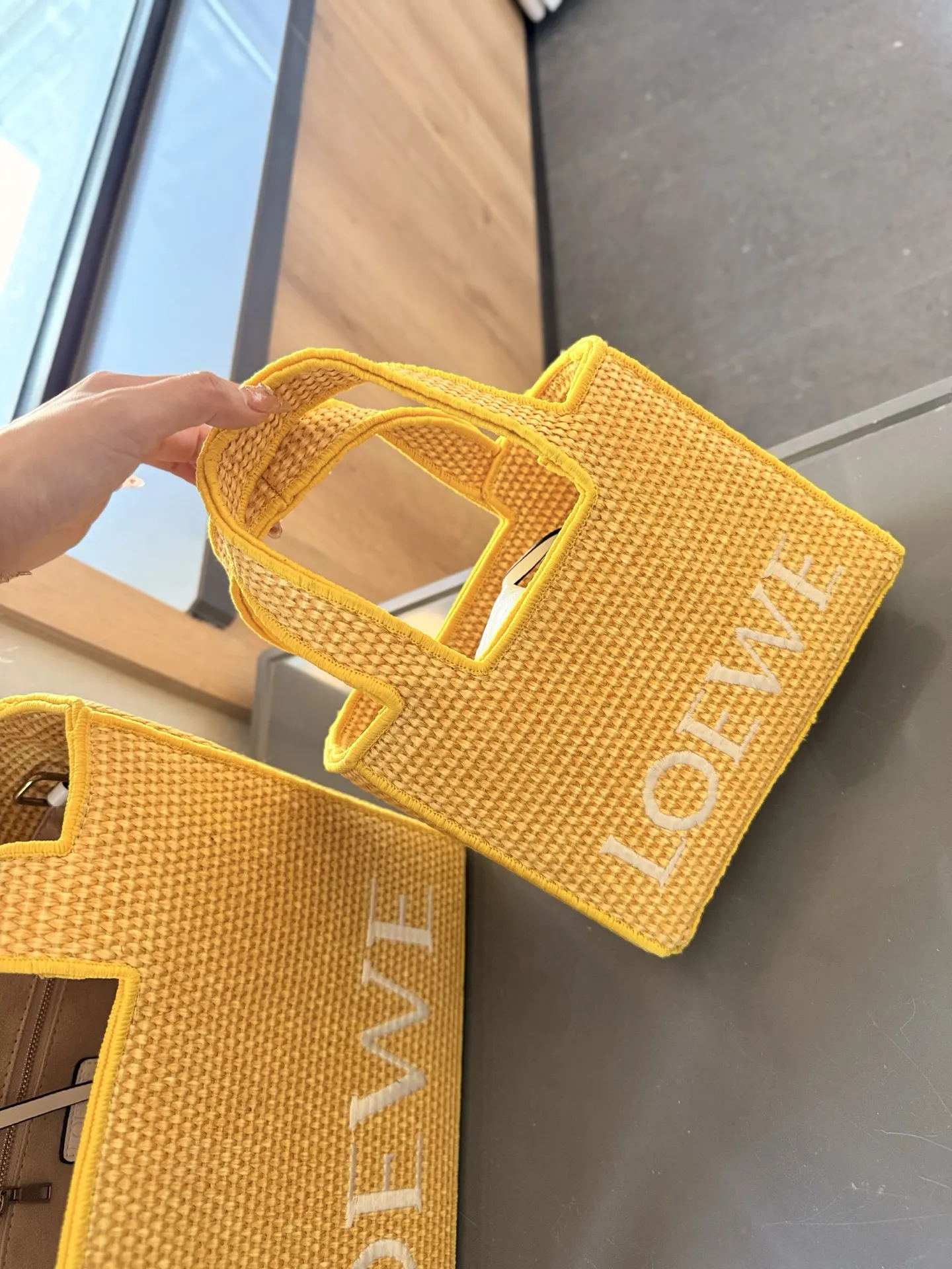 Loewe 长肩带 罗意威 Anagram Baske 手提包 通勤手提款