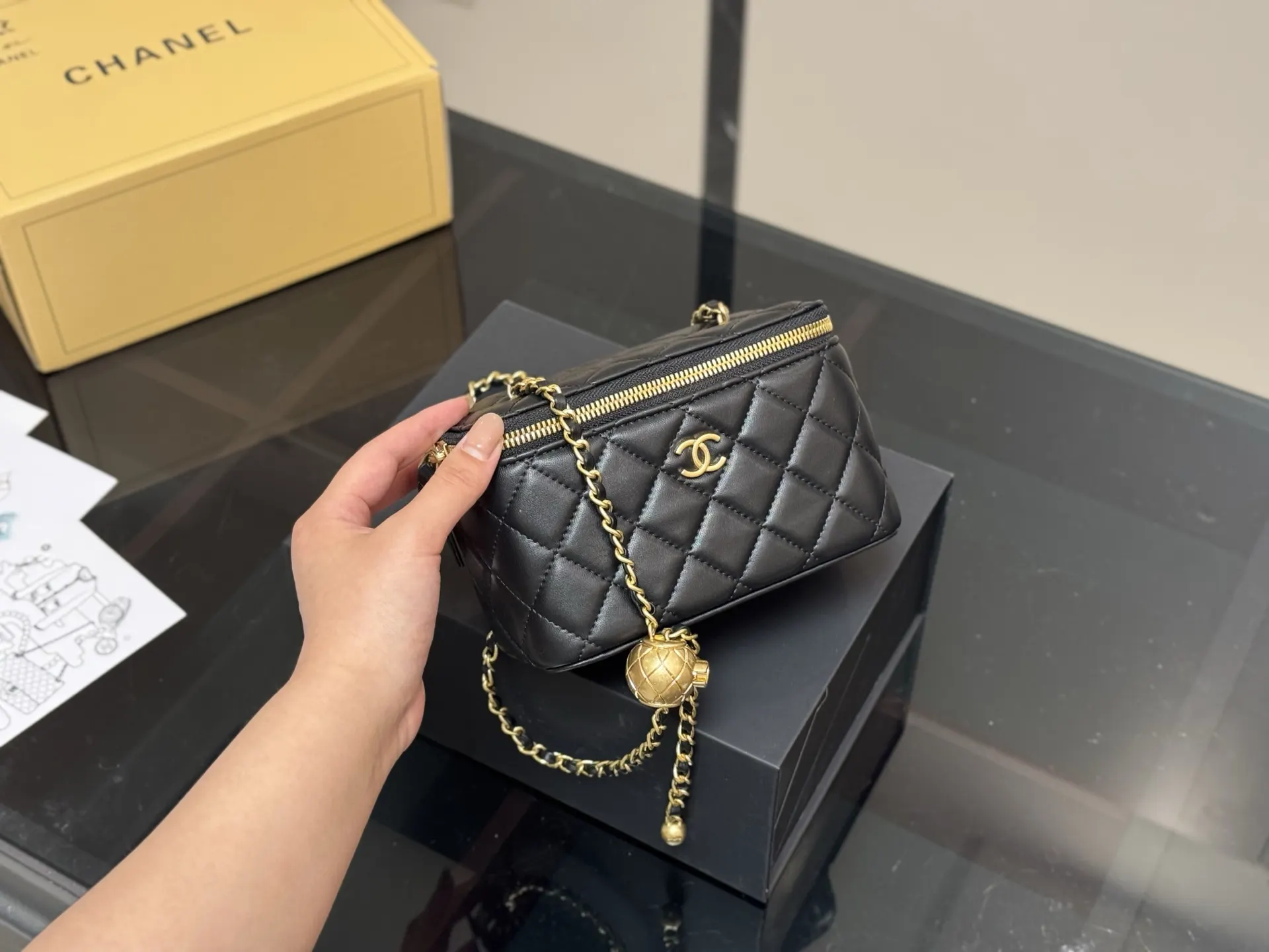 CHANEL 升级 斜挎包 轻便斜挎款